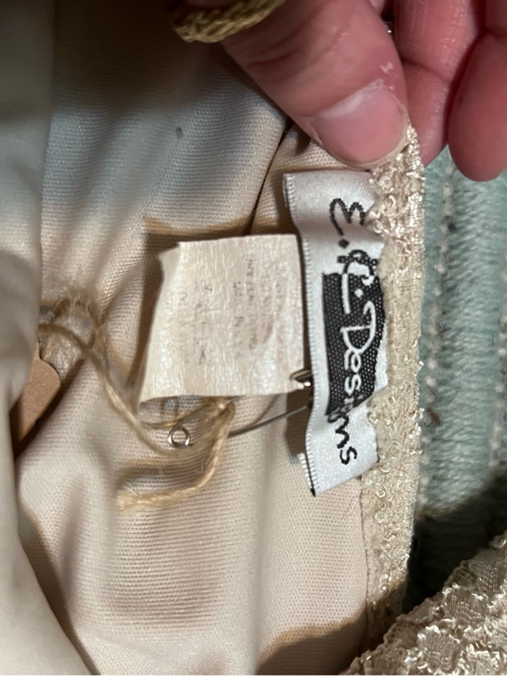 Vintage Lace Tank - Picture 5 of 6